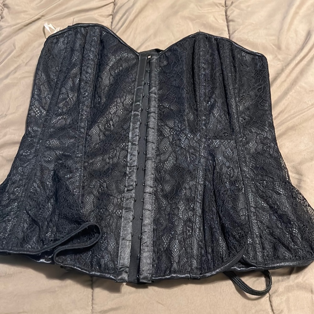 Corset